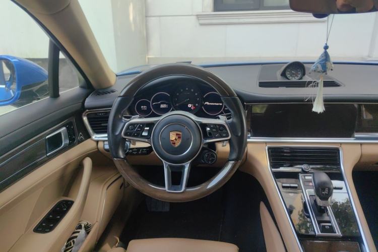 Used Porsche Panamera 2017 Panamera 3.0T Steering Wheel