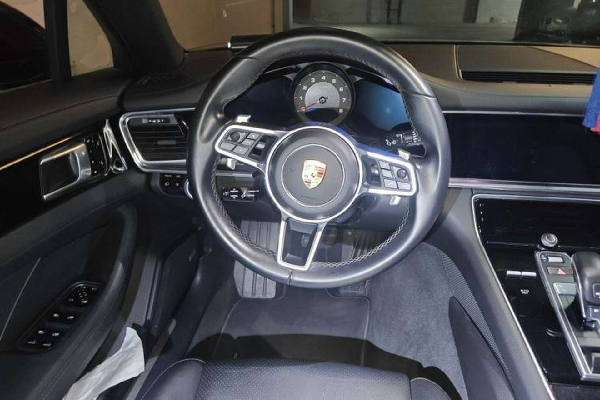 Used Porsche Panamera 2017 Panamera 3.0T Steering Wheel