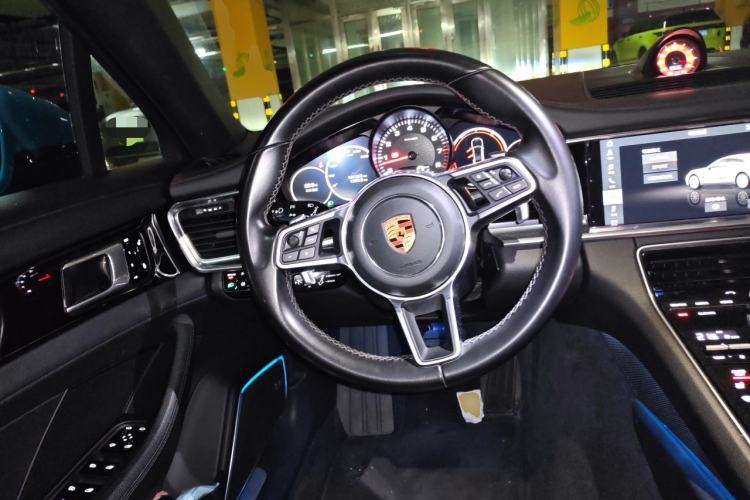 Used Porsche Panamera 2017 Panamera 3.0T Steering Wheel