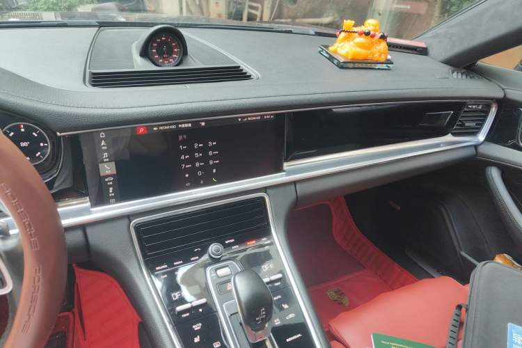 Used Porsche Panamera 2017 Panamera 3.0T Audio And AC Panel