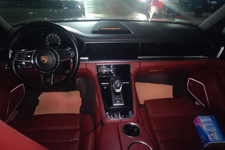 Used Porsche Panamera 2017 Panamera Executive Long Wheelbase 3.0T Center Console