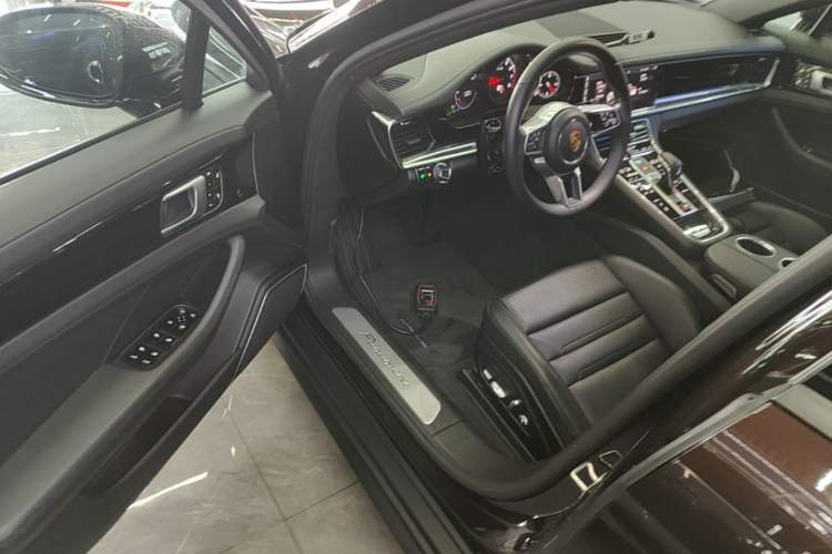 Used Porsche Panamera 2017 Panamera 3.0T Driver Seat
