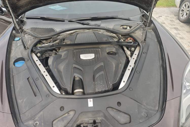 Used Porsche Panamera 2017 Panamera 3.0T Engine Bay