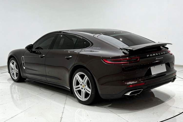 Used Porsche Panamera 2017 Panamera Executive Long Wheelbase 3.0T Exterior 2