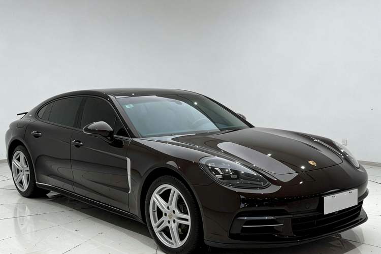 Used Porsche Panamera 2017 Panamera Executive Long Wheelbase 3.0T Exterior 4