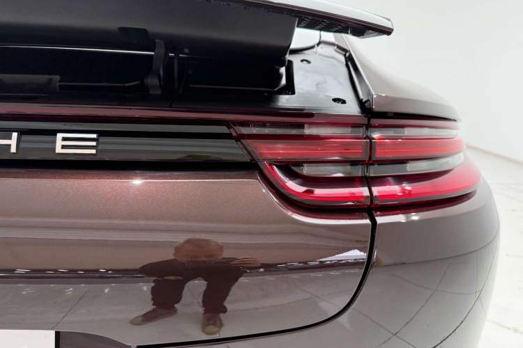 Used Porsche Panamera 2017 Panamera Executive Long Wheelbase 3.0T Exterior 8