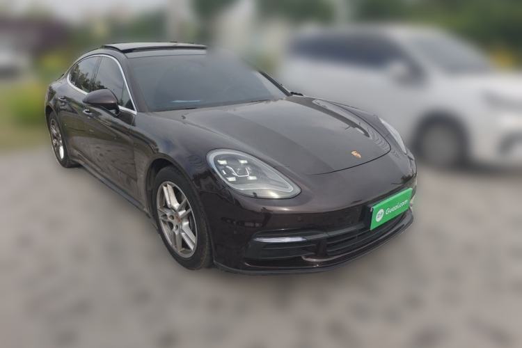 Used Porsche Panamera 2017 Panamera 3.0T Front Right 45 Deg