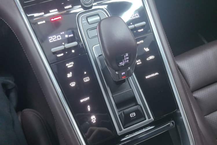 Used Porsche Panamera 2017 Panamera 3.0T Gear Lever