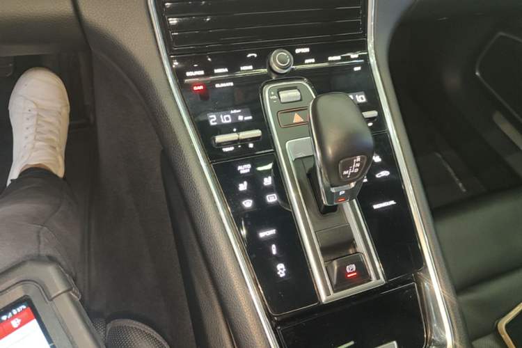Used Porsche Panamera 2017 Panamera 3.0T Gear Lever