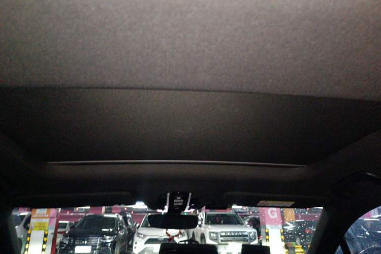 Used Porsche Panamera 2017 Panamera 4 Executive Long Wheelbase 3.0T Headliner