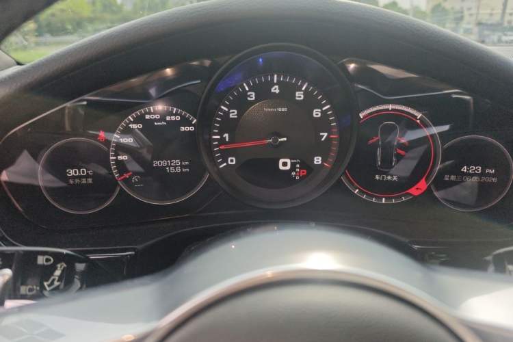 Used Porsche Panamera 2017 Panamera 3.0T Instrument Cluster