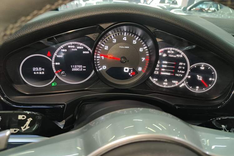 Used Porsche Panamera 2017 Panamera 3.0T Instrument Cluster