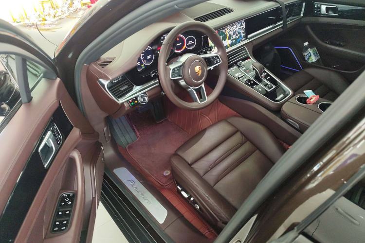 Used Porsche Panamera 2017 Panamera 3.0T Interior 3