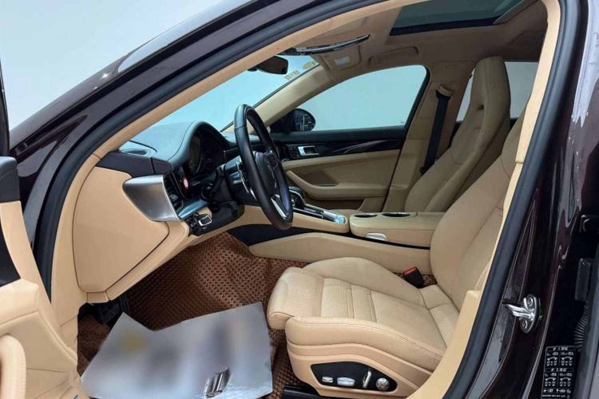 Used Porsche Panamera 2017 Panamera Executive Long Wheelbase 3.0T Interior 5