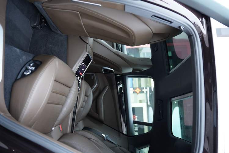 Used Porsche Panamera 2017 Panamera 3.0T Interior 8