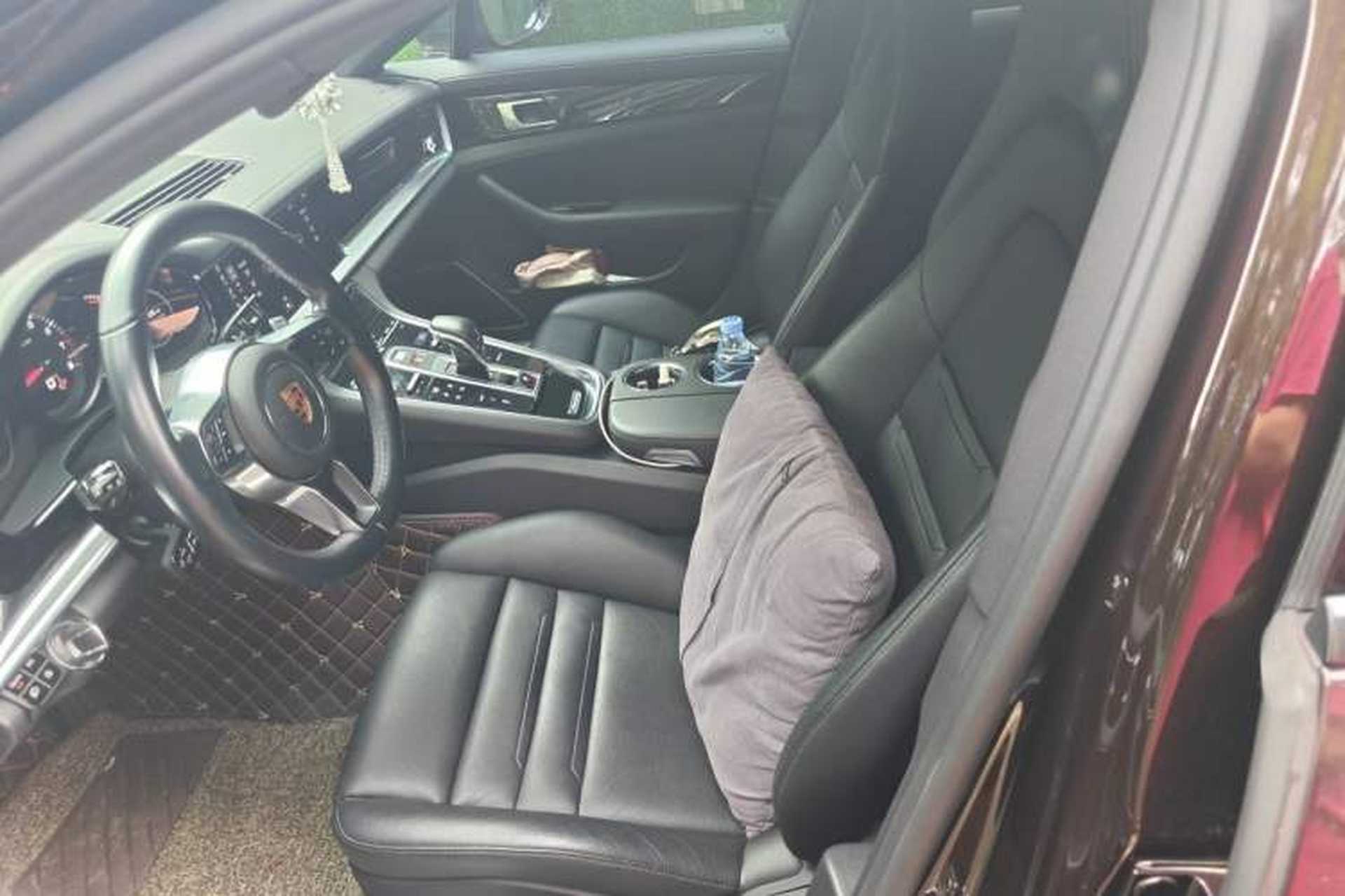 Used Porsche Panamera 2017 Panamera 4 Executive Long Wheelbase 3.0T Left Front Seat