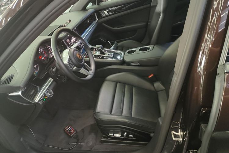 Used Porsche Panamera 2017 Panamera 3.0T Left Front Seat