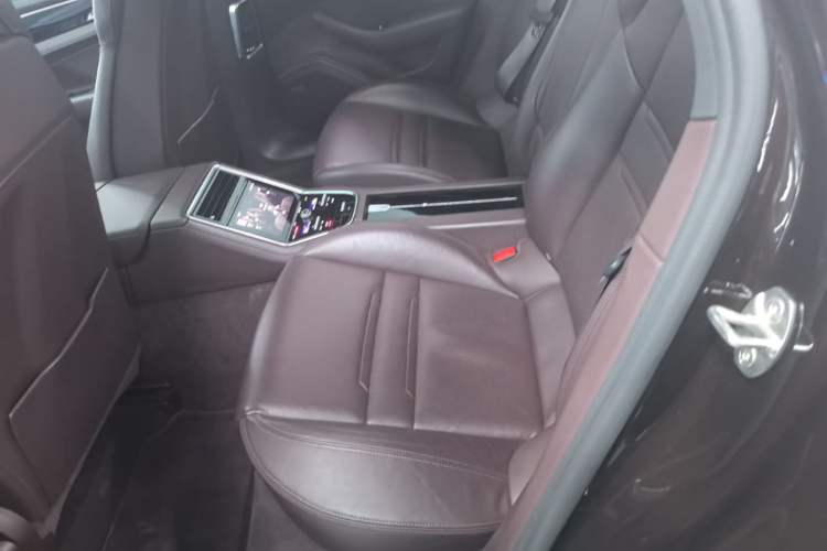 Used Porsche Panamera 2017 Panamera 3.0T Left Rear Seat