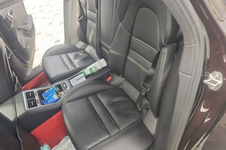 Used Porsche Panamera 2017 Panamera 3.0T Left Rear Seat