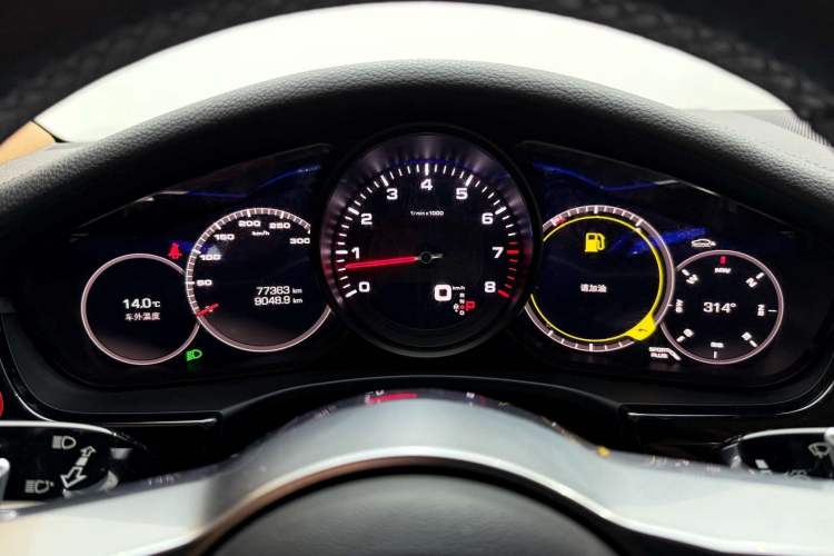 Used Porsche Panamera 2017 Panamera Executive Long Wheelbase 3.0T Odometer Close Up