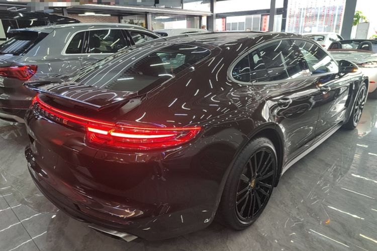 Used Porsche Panamera 2017 Panamera 3.0T Rear Right 45 Deg