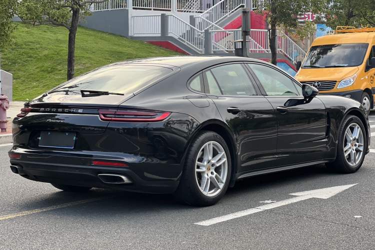 Used Porsche Panamera 2017 Panamera 3.0T Rear Right 45 Deg