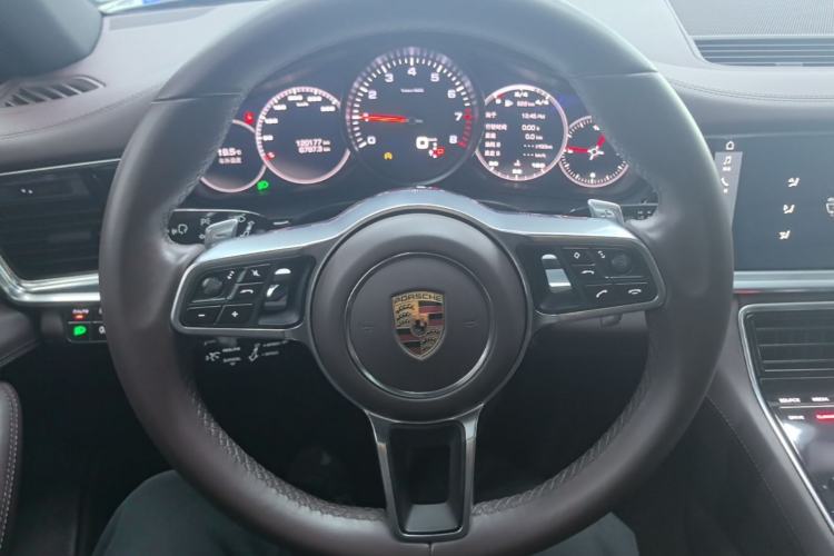 Used Porsche Panamera 2017 Panamera 3.0T Steering Wheel