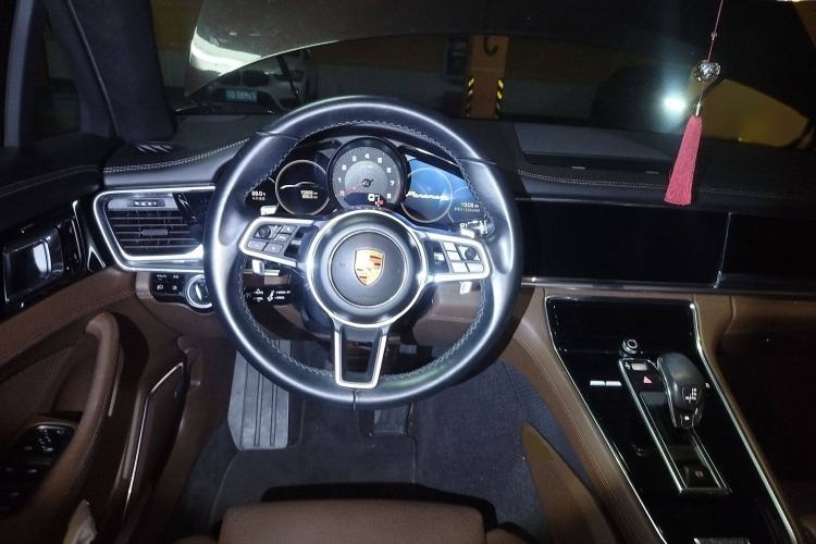 Used Porsche Panamera 2017 Panamera 3.0T Steering Wheel