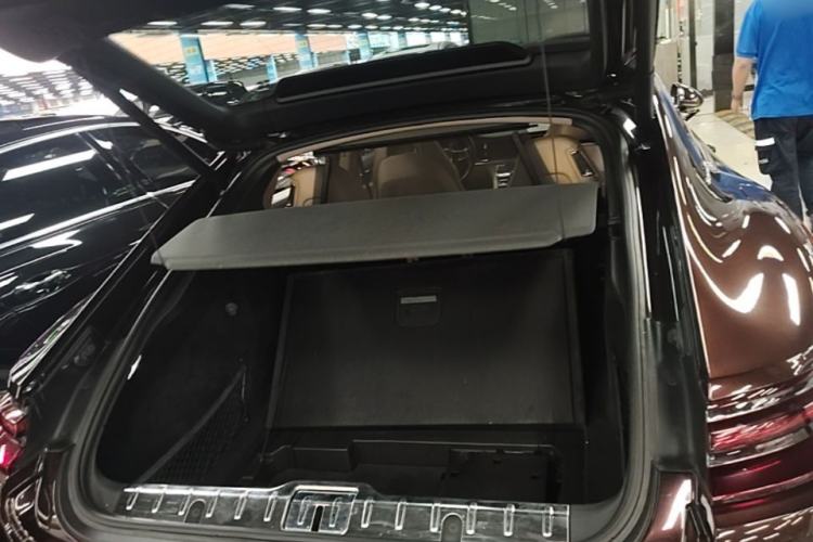Used Porsche Panamera 2017 Panamera 4 Executive Long Wheelbase 3.0T Trunk