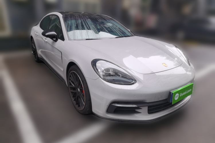 Used Porsche Panamera 2017 Panamera 3.0T Front Right 45 Deg
