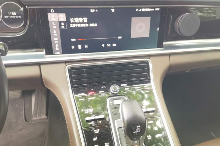 Used Porsche Panamera 2017 Panamera 3.0T Audio And AC Panel