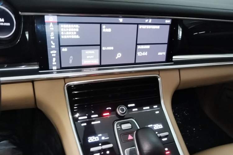 Used Porsche Panamera 2017 Panamera 3.0T Audio And AC Panel