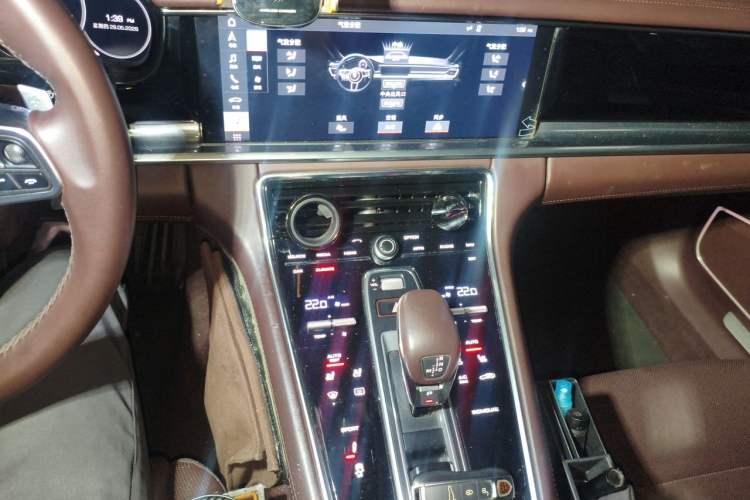 Used Porsche Panamera 2017 Panamera 3.0T Audio And AC Panel