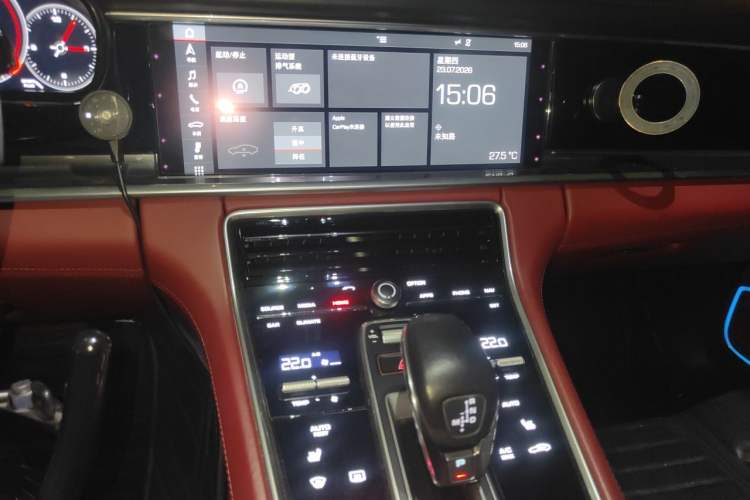 Used Porsche Panamera 2017 Panamera 4 Executive Long Wheelbase 3.0T Audio And AC Panel
