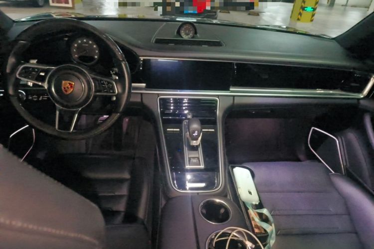 Used Porsche Panamera 2017 Panamera 3.0T Center Console