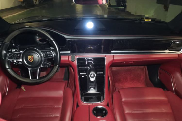 Used Porsche Panamera 2017 Panamera 3.0T Center Console