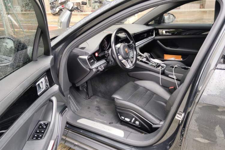 Used Porsche Panamera 2017 Panamera 3.0T Driver Seat