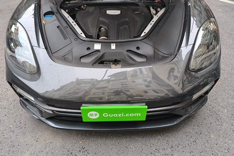 Used Porsche Panamera 2017 Panamera 3.0T Engine Bay