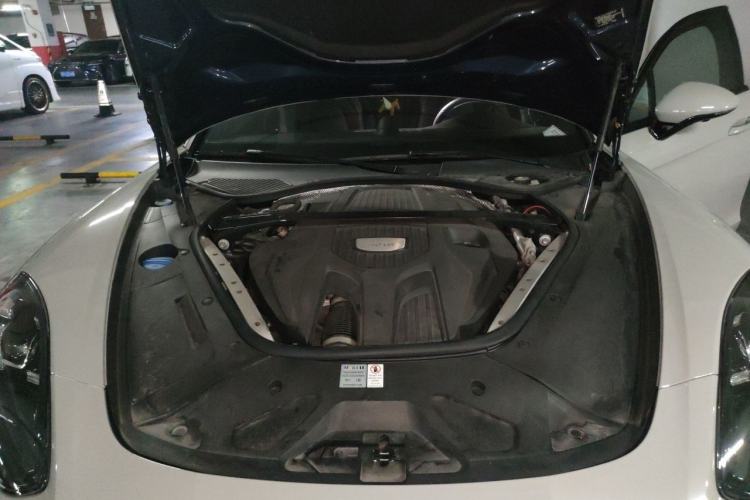 Used Porsche Panamera 2017 Panamera 3.0T Engine Bay
