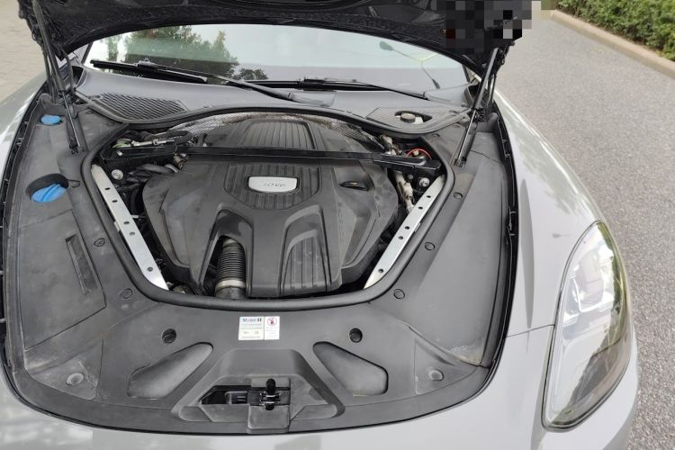 Used Porsche Panamera 2017 Panamera 3.0T Engine Bay Left