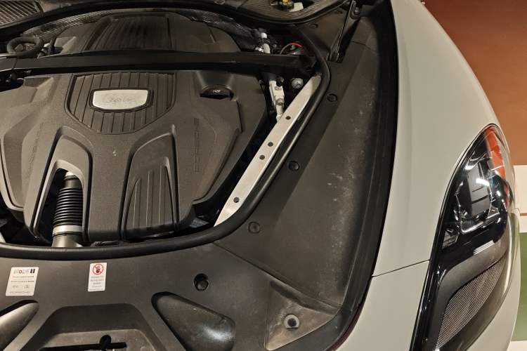 Used Porsche Panamera 2017 Panamera Executive Long Wheelbase 3.0T Engine Bay Left