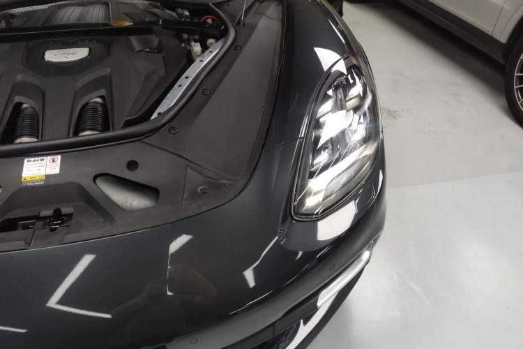Used Porsche Panamera 2017 Panamera 4S Executive Long Wheelbase 2.9T Engine Bay Left