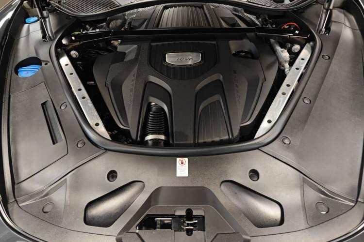 Used Porsche Panamera 2017 Panamera 3.0T Engine Bay