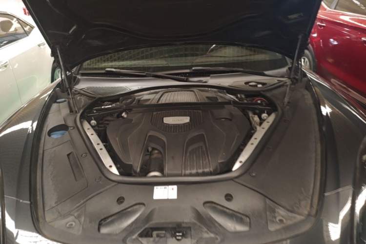 Used Porsche Panamera 2017 Panamera 3.0T Engine Bay