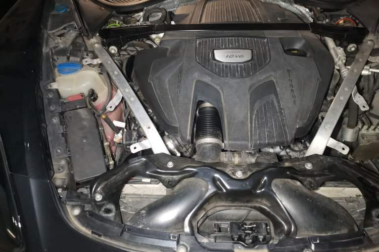 Used Porsche Panamera 2017 Panamera 3.0T Engine Bay Right