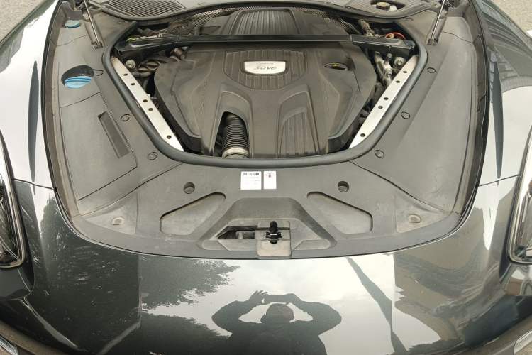 Used Porsche Panamera 2017 Panamera 4 Executive Long Wheelbase 3.0T Engine Bay