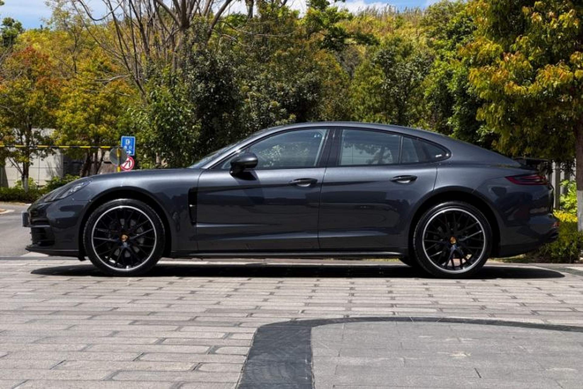 Used Porsche Panamera 2017 Panamera 3.0T Exterior 1