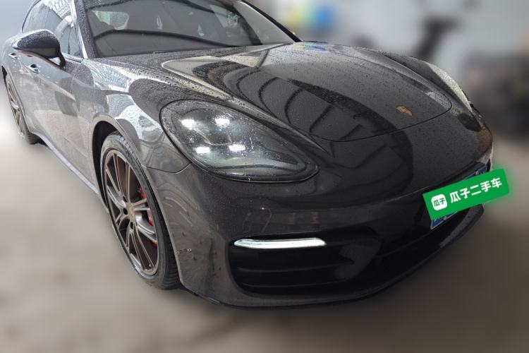 Used Porsche Panamera 2017 Panamera 4 Sport Turismo 3.0T Front Right 45 Deg