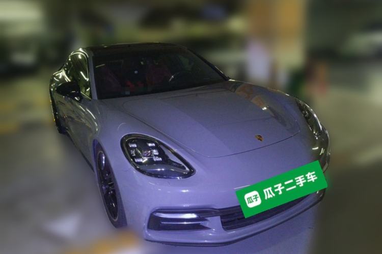 Used Porsche Panamera 2017 Panamera 4 E-Hybrid Executive Long Wheelbase 2.9T Front Right 45 Deg