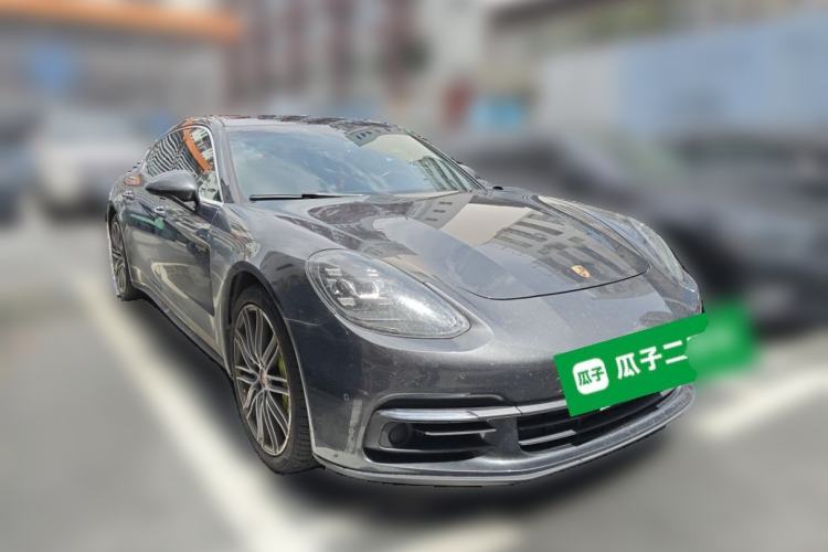 Used Porsche Panamera 2017 Panamera 4 E-Hybrid Executive Long Wheelbase 2.9T Front Right 45 Deg